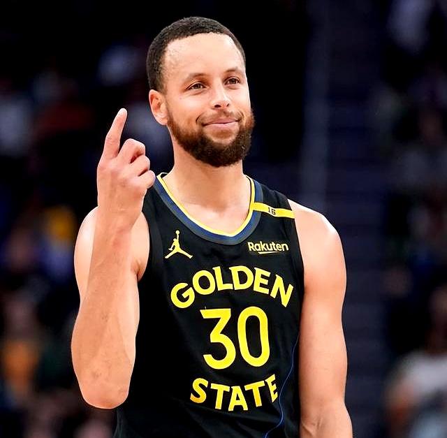 包含库里爆冷击败德国队，赛事规则更新引爆全场！的词条